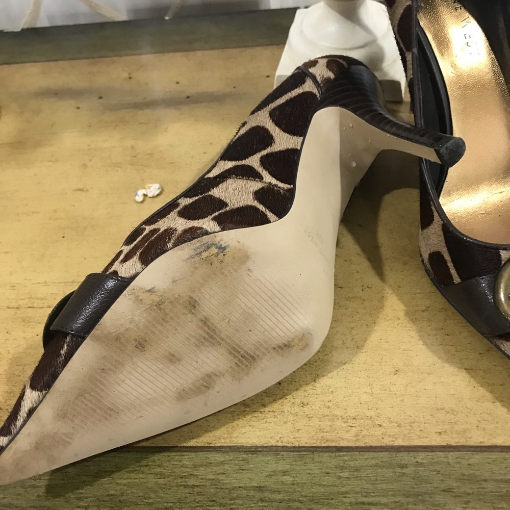 Pumps - Picture 5 of 5